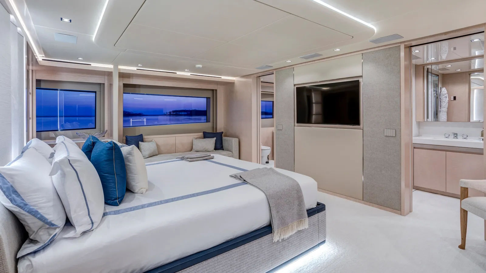 Further 0k price drop on upgraded 33m Mangusta motor yacht