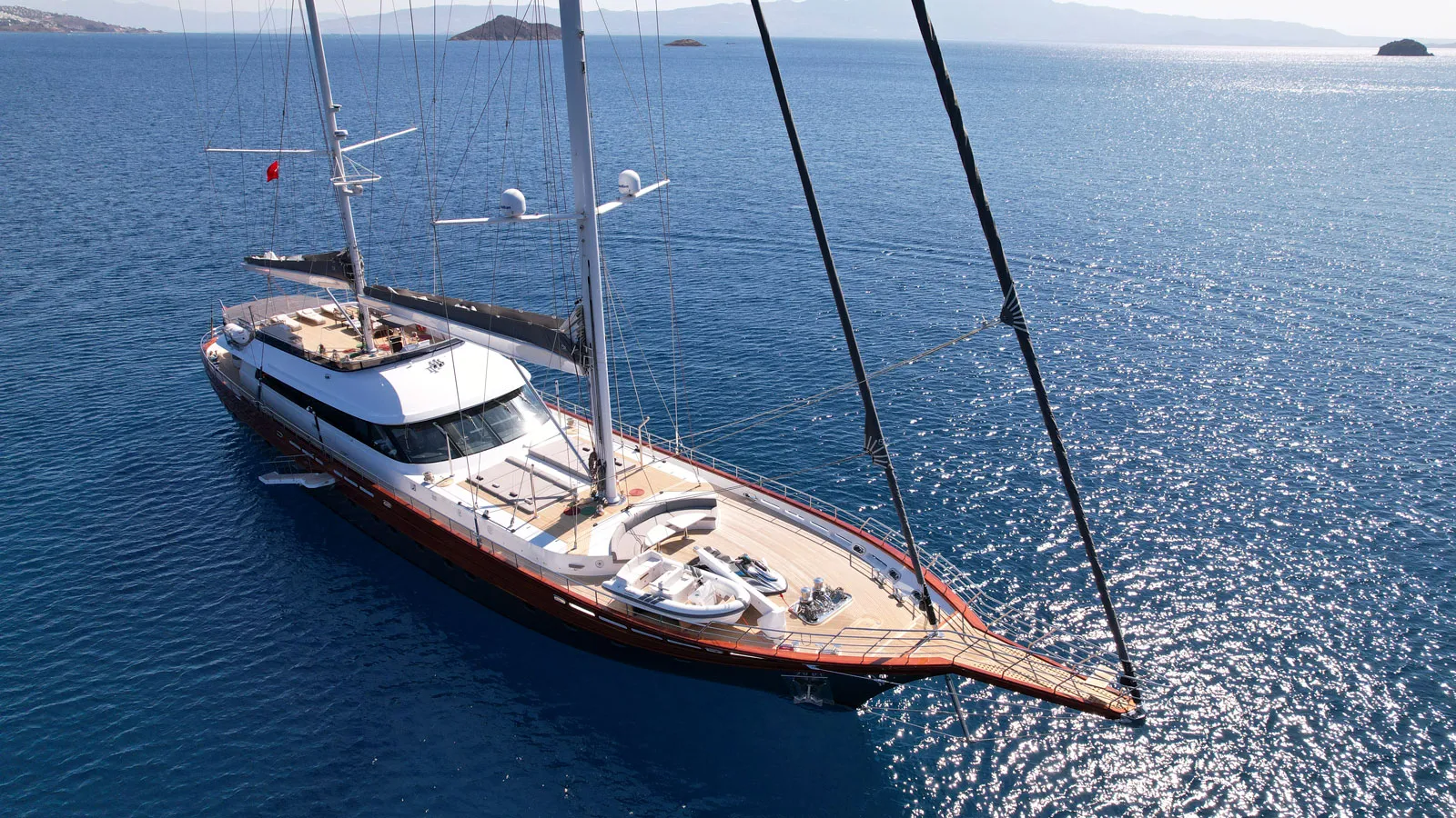 Further €1.05M price drop on 47m Mengi Yay sailing yacht Seleda