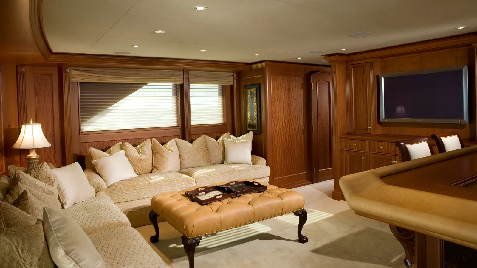 39m Burger motor yacht Areti I sold