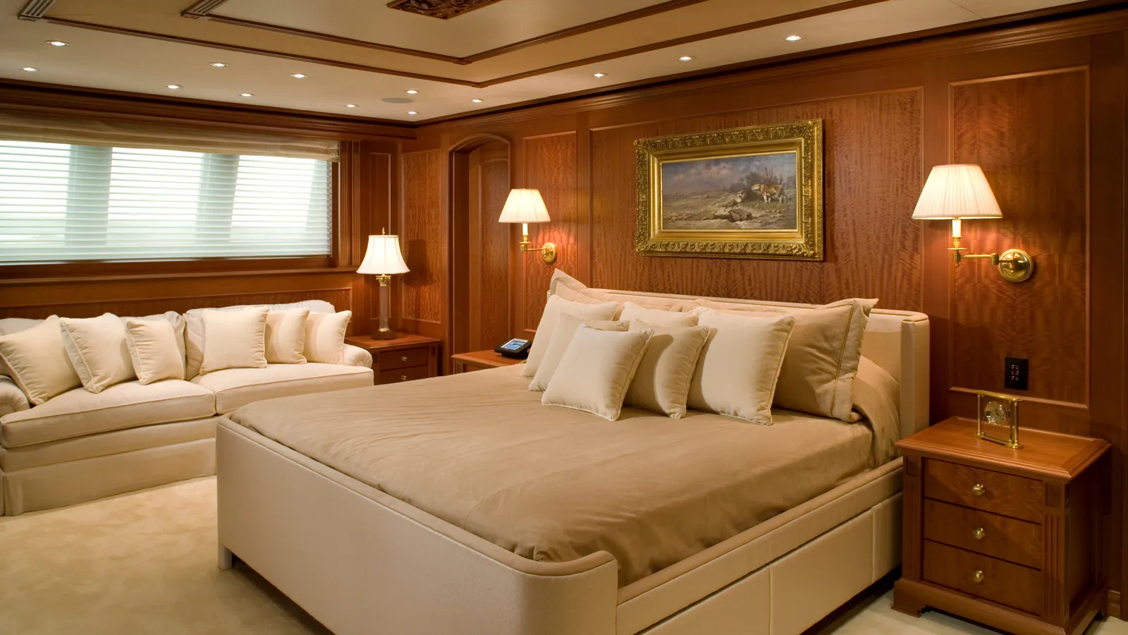 39m Burger motor yacht Areti I sold