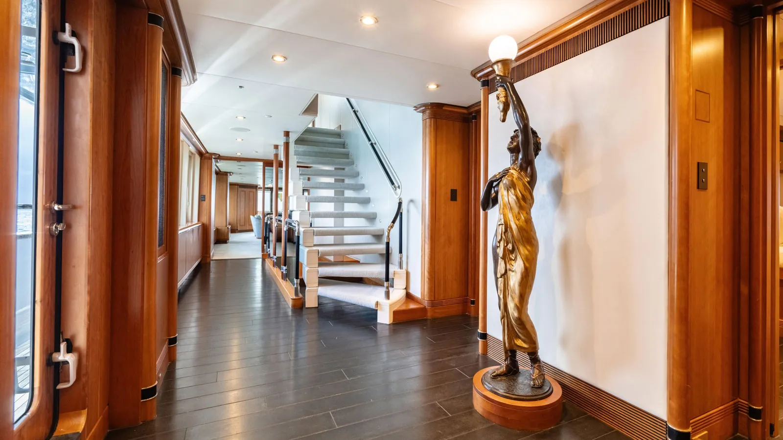 0k price reduction on 47m Christensen motor yacht Sea Class