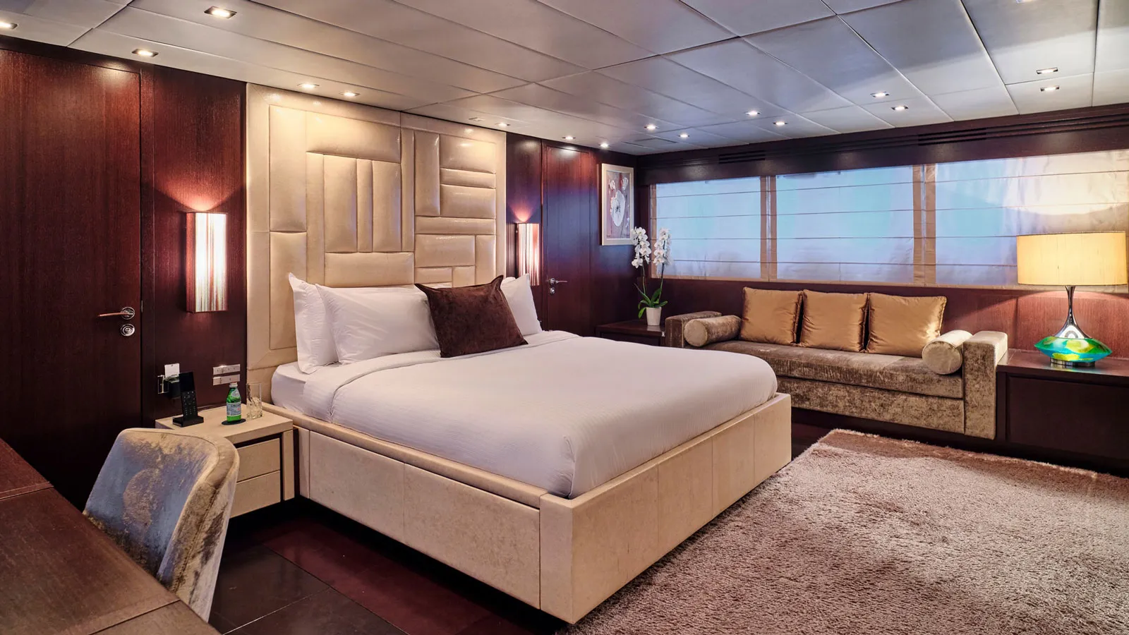 41-knot 34m Leopard motor yacht Bagheera sold