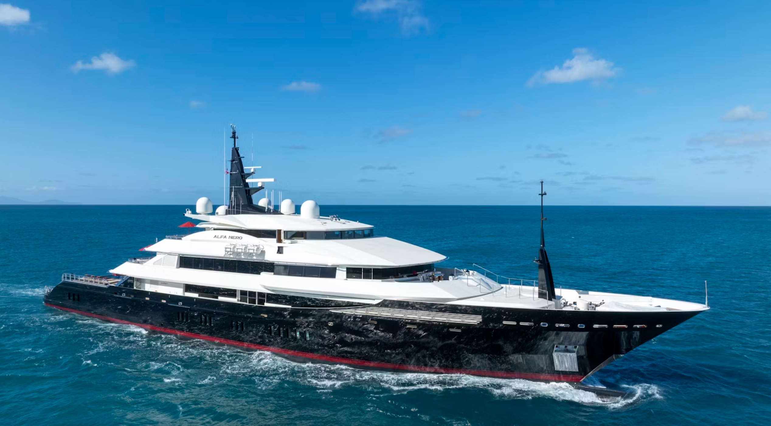 82m Alfa Nero Listed for Sale