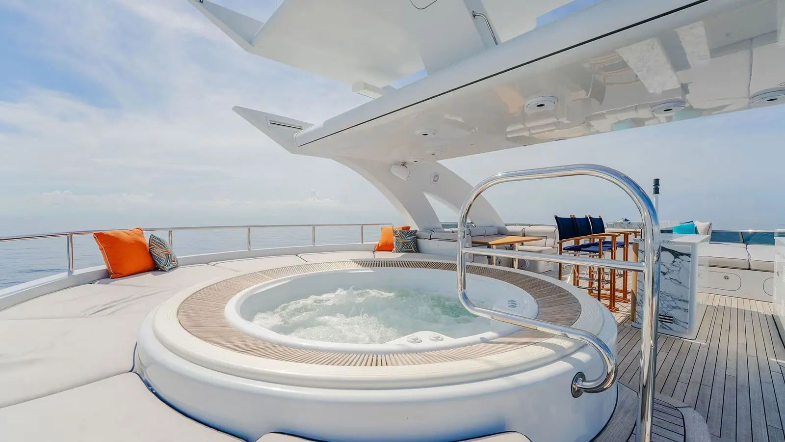 44m Heesen motor yacht Sharkfinn joins the market