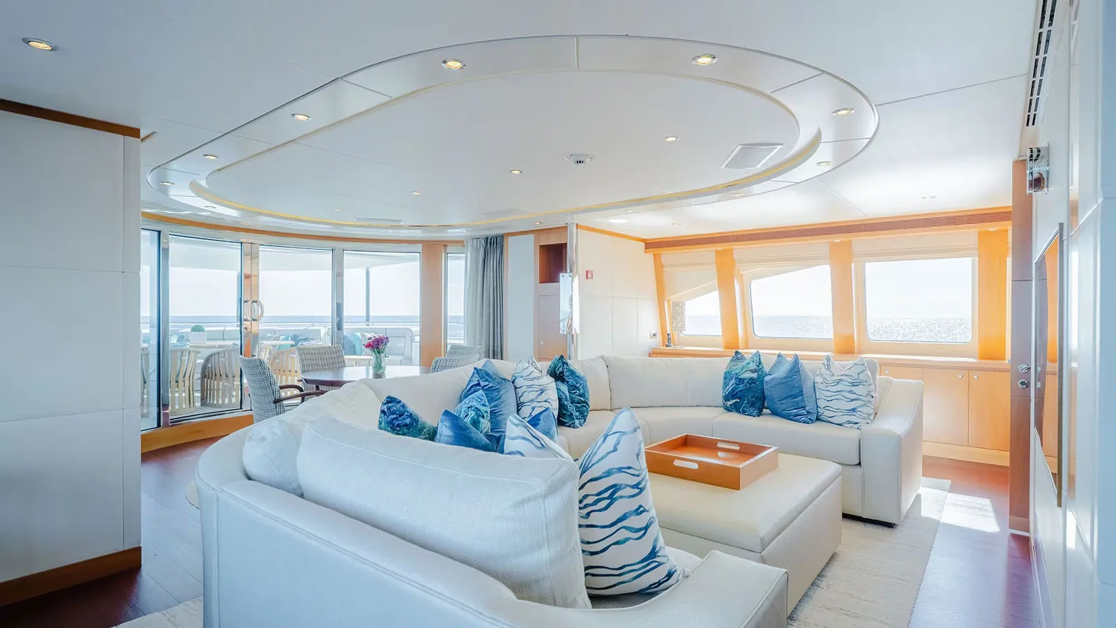 44m Heesen motor yacht Sharkfinn joins the market