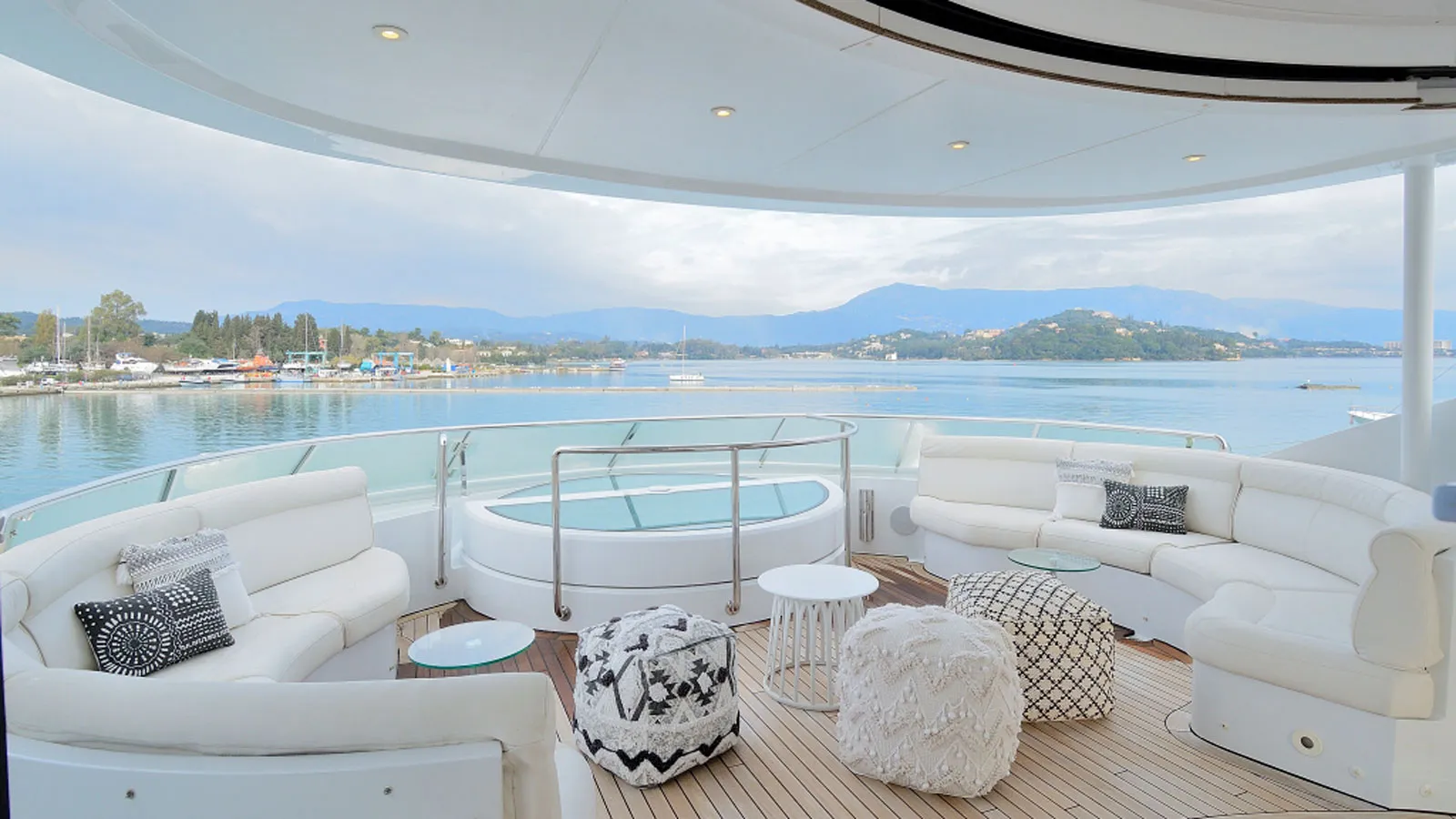 Further €1M price reduction on Heesen's 46m motor yacht King Louis