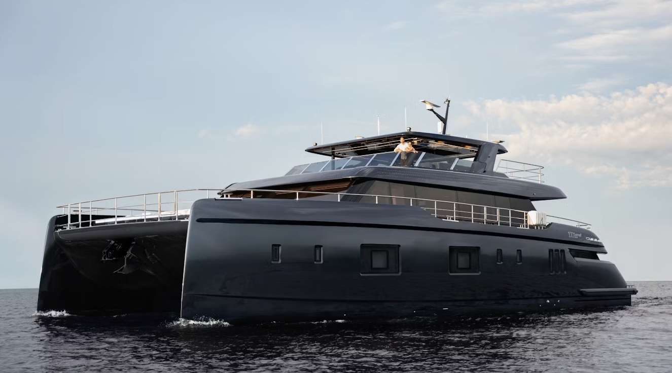 New Sunreef 100 Power Catamaran Petite Belle Listed for Sale