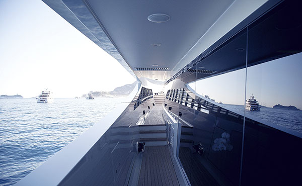 Yachtglass and Hard Glass Form Joint Venture Ocean Glass