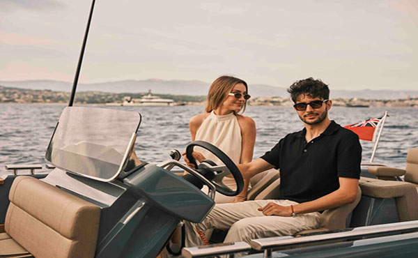 Esteban Ocon reveals high-powered collab with Williams . . . jet tenders not racing