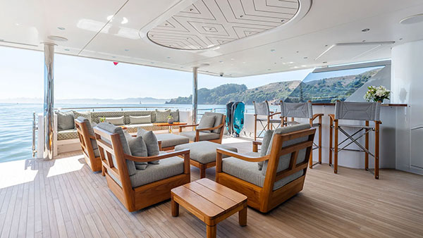 40m Westport motor yacht Figaro sold