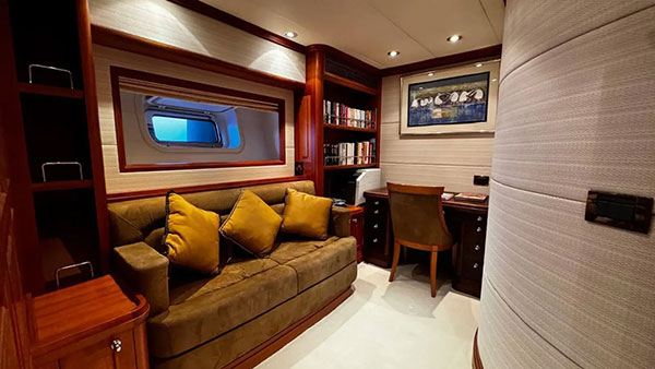 40m Alloy Yachts sloop Kokotea receives €500k price reduction