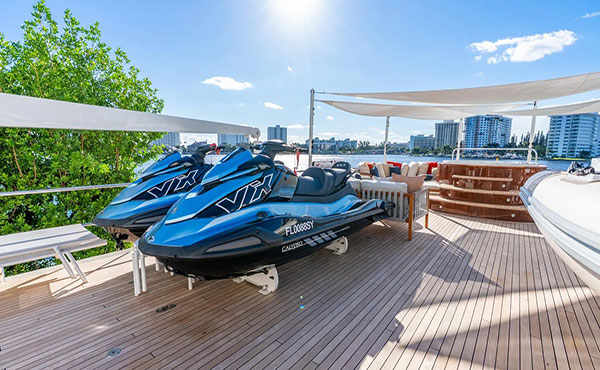 Classic Feadship motor yacht rejoins market following 