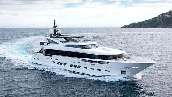 €500k price drop on Dreamline 34 motor yacht Soulmate €500k price drop on Dreamline 34 motor yacht Soulmate