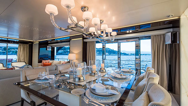 €500k price drop on Dreamline 34 motor yacht Soulmate €500k price drop on Dreamline 34 motor yacht Soulmate