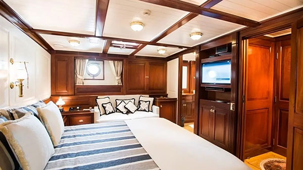 52m classically styled schooner Dona Francisca receives https://xeimg.jiagle.com/images/2025-11-10/pjL4ICqZwQsTetzxMCOWzrZP1PlFe0322nqOsmNd.jpg.8M price reduction