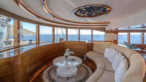 €500k price drop on 46m motorsailer Atlantis Pearl