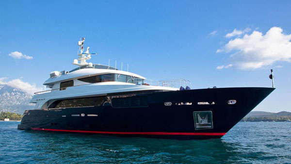 Rodriquez motor yacht Apola now for sale with IYC