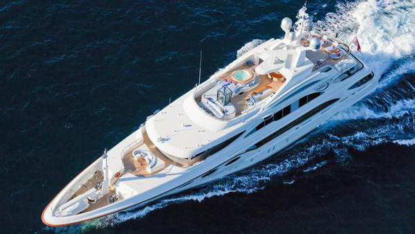 Benetti motor yacht Latitude for sale