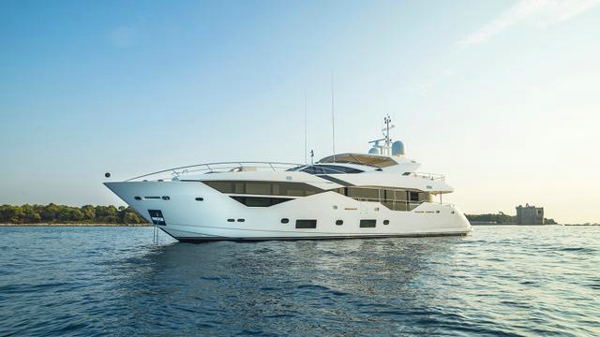 New Sunseeker 116 motor yacht sold