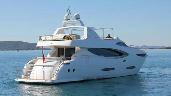 Peer Gynt motor yacht Mr K sold