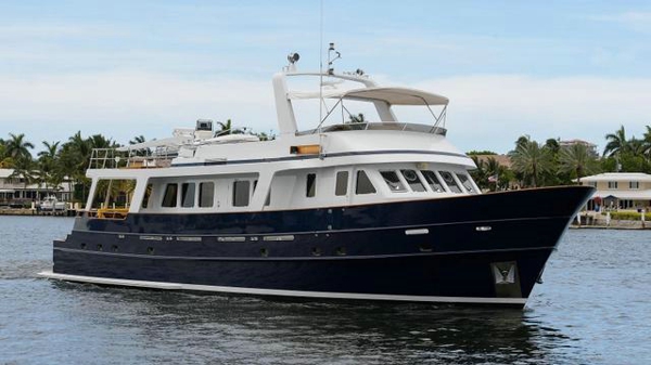 Jongert motor yacht Halcyon Days listed for sale