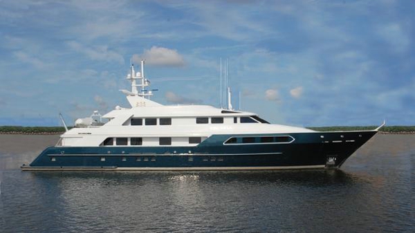 Swiftships motor yacht Cherosa sold