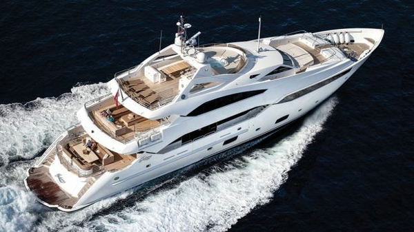 Sunseeker 40m motor yacht Jelana sold