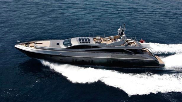 Codecasa motor yacht Flying Dagger for sale