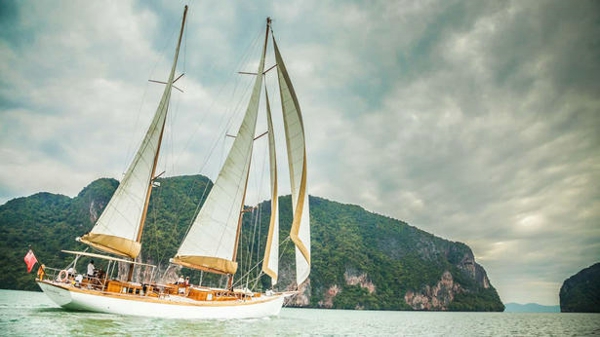 0,000 price drop on sailing yacht Aventure