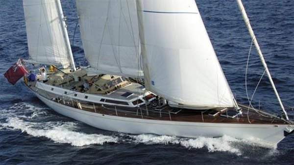 Price drop on Royal Huisman sailing yacht Volador