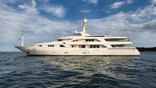 Benetti motor yacht Tommy for sale