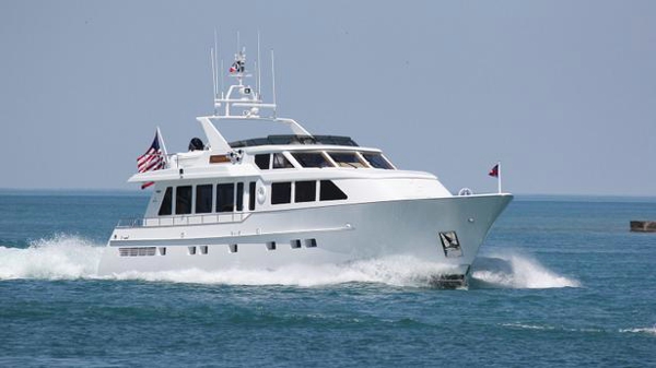 Burger motor yacht Independence sold