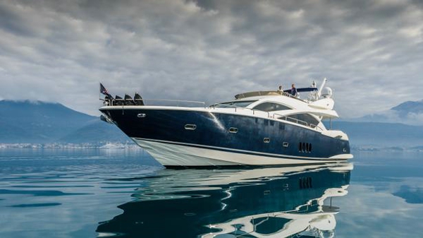 Sunseeker motor yacht Basya Nicoli for sale