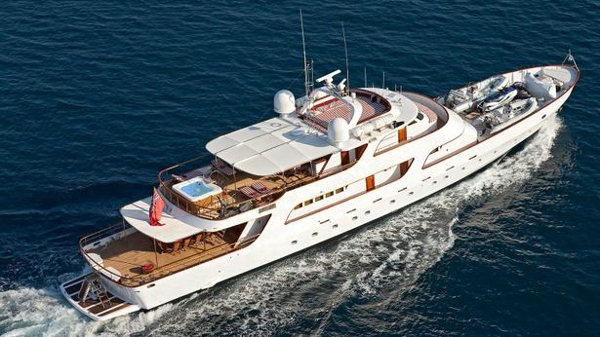 CRN motor yacht Sarita Si sold