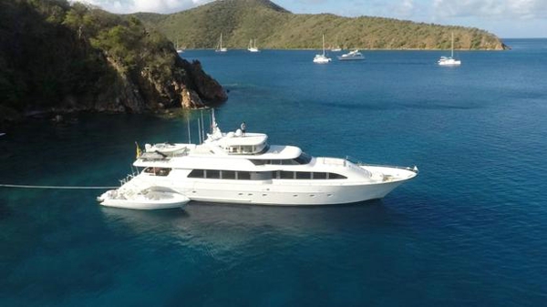 Westport motor yacht Far Niente sold