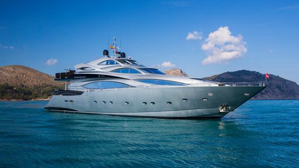 Sunseeker 105 motor yacht Smooth Operator for sale