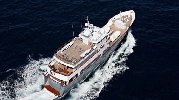 €2M price drop on JFA explorer yacht Axantha II