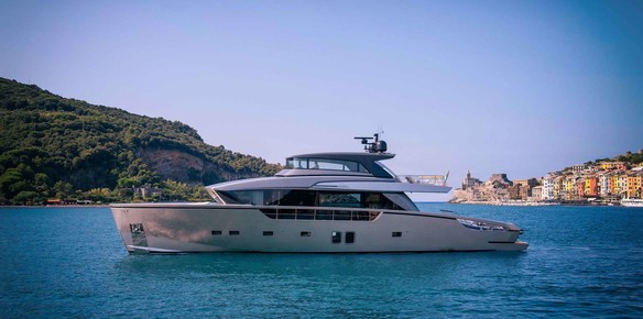 Sanlorenzo Presents Third Hull From Crossover Range