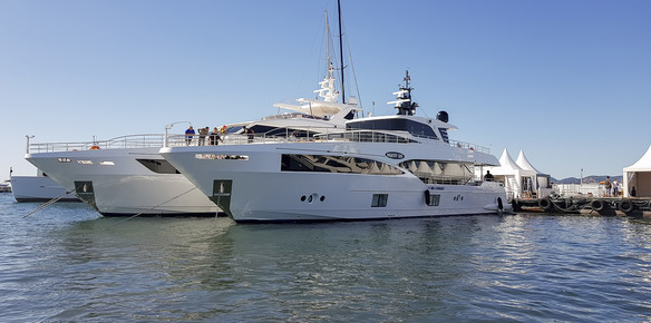 Gulf Craft Showcase New Majesty Models