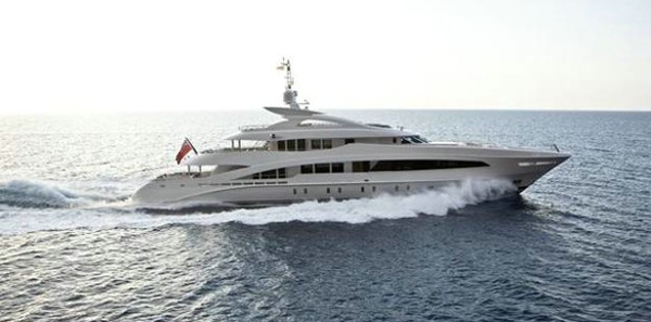 Heesen Yachts Land at FLIBS