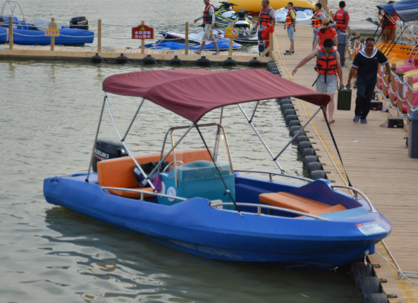 Cruiser Power Boat