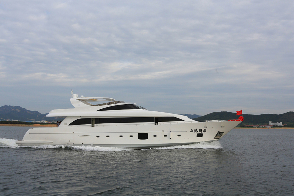 115’ Luxury yacht